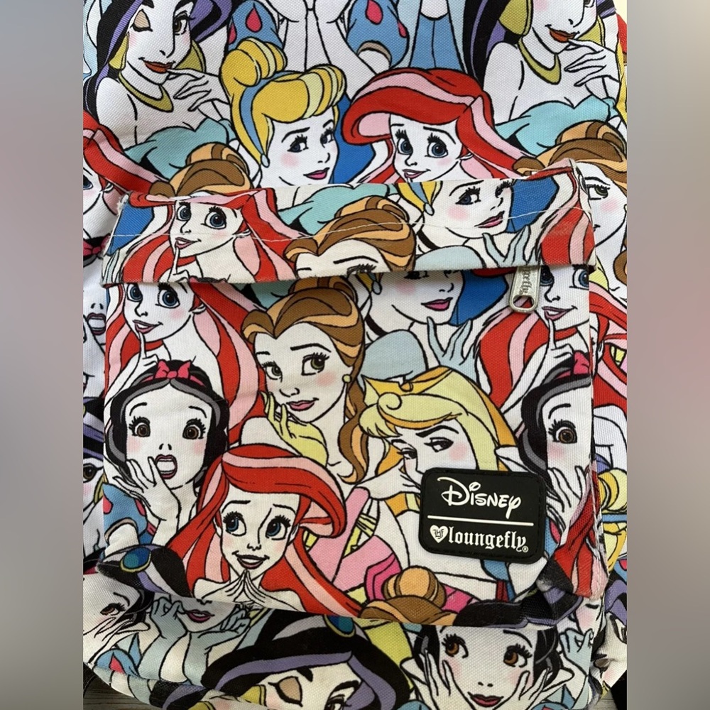 Loungefly Disney Princess All-Over-Print Full Size Backpack Rare EUC - Picture 11 of 13